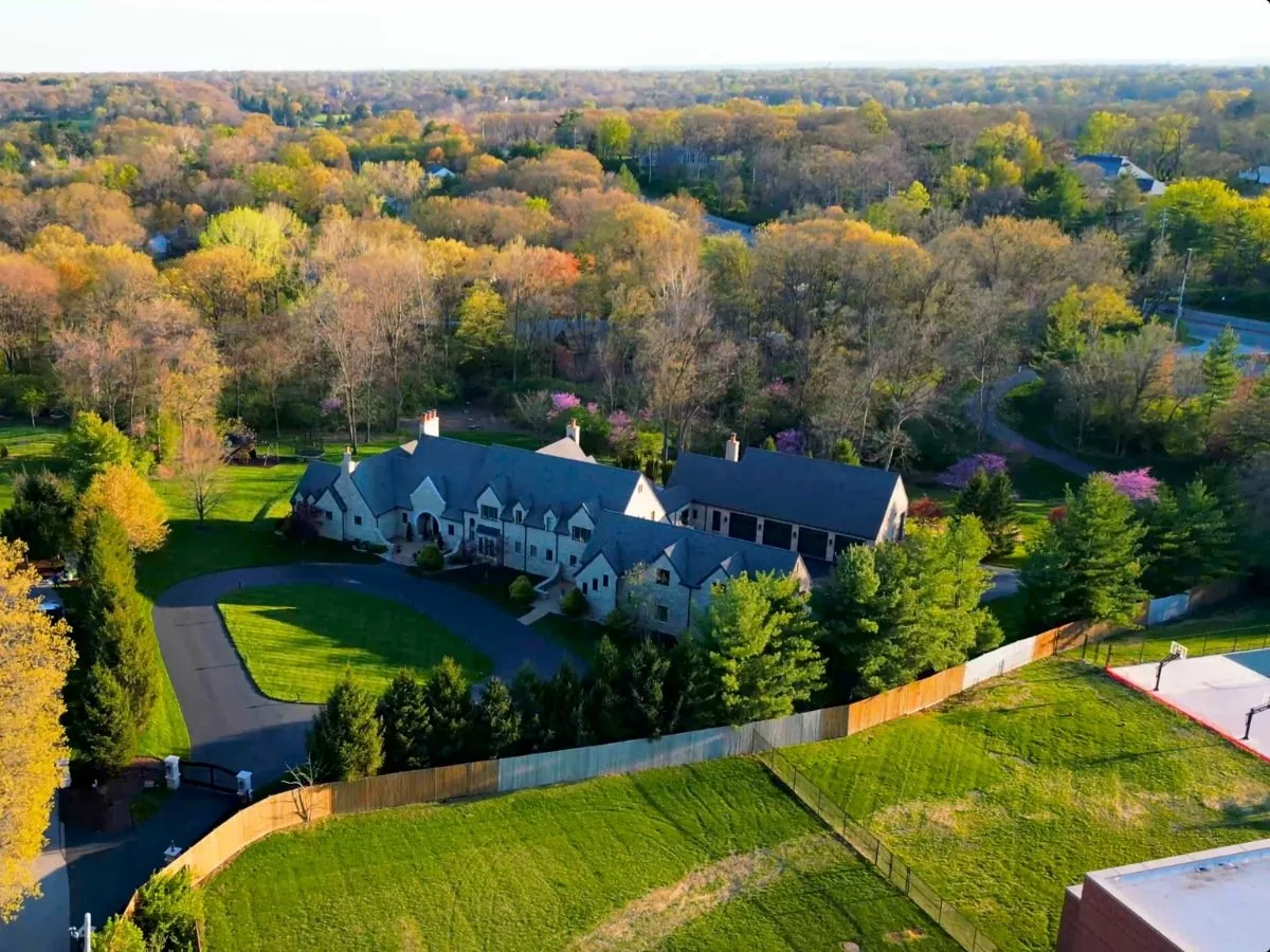 Large mansion in Ladue, Missouri