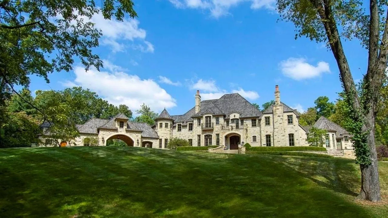 Home in Ladue prestigious suburb of st louis