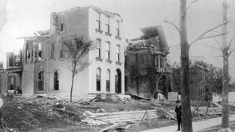 Archive photograph of a Lafayette Square home destroyed by the 1896 tornado
