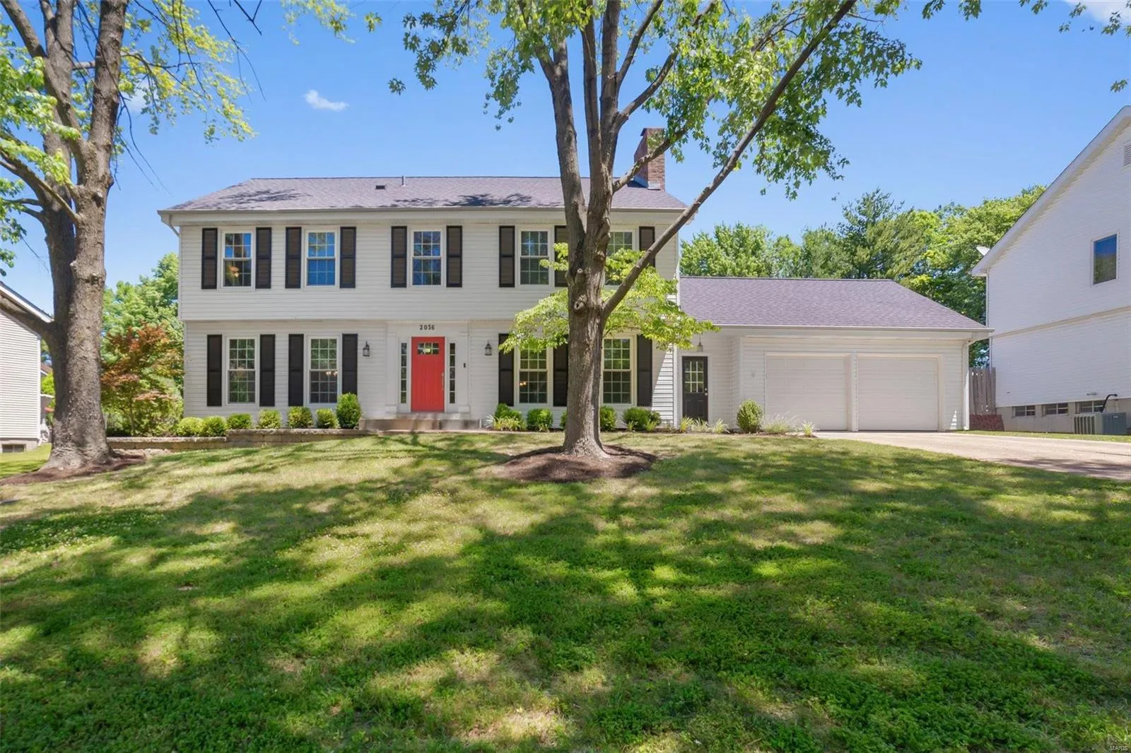 2036 Meadowbrook Way Drive, Chesterfield, sold by Gateway Realty Group