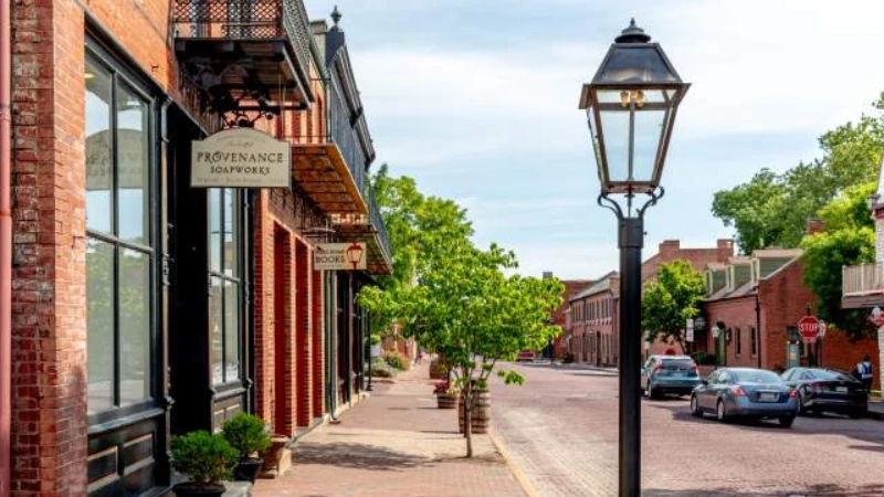 Historic Downtown St. Charles is a great place to spend an afternoon