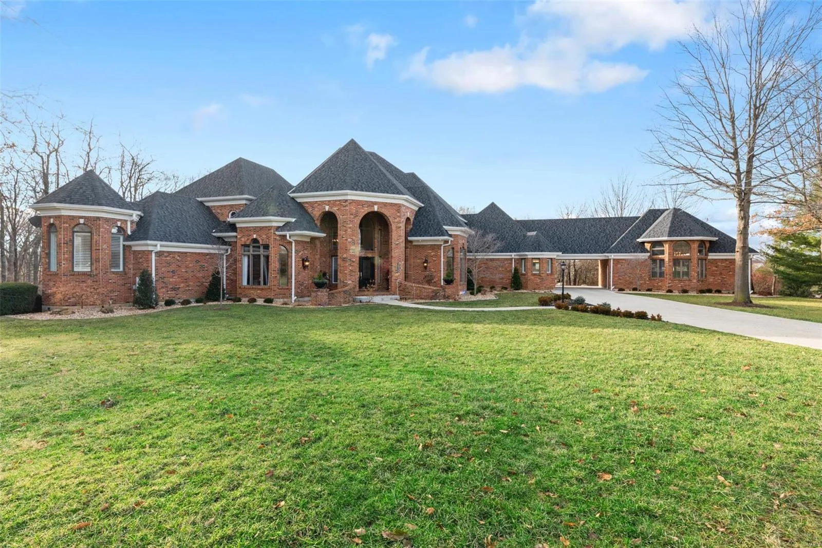 2820 Estates Court, Lake St. Louis, sold by Gateway Realty Group