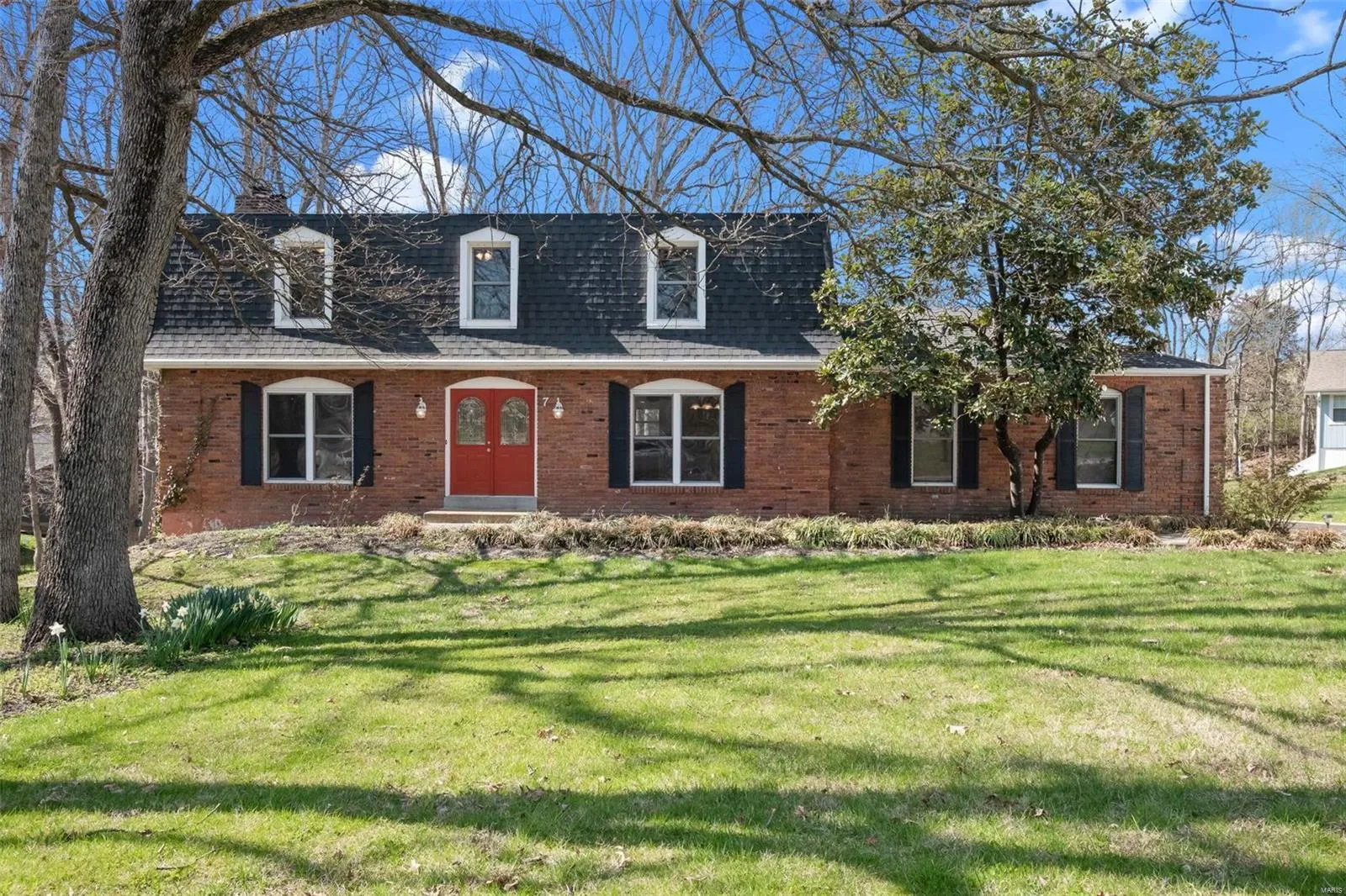 7 Lussac Court in Lake St Louis, sold by Gateway Realty Group
