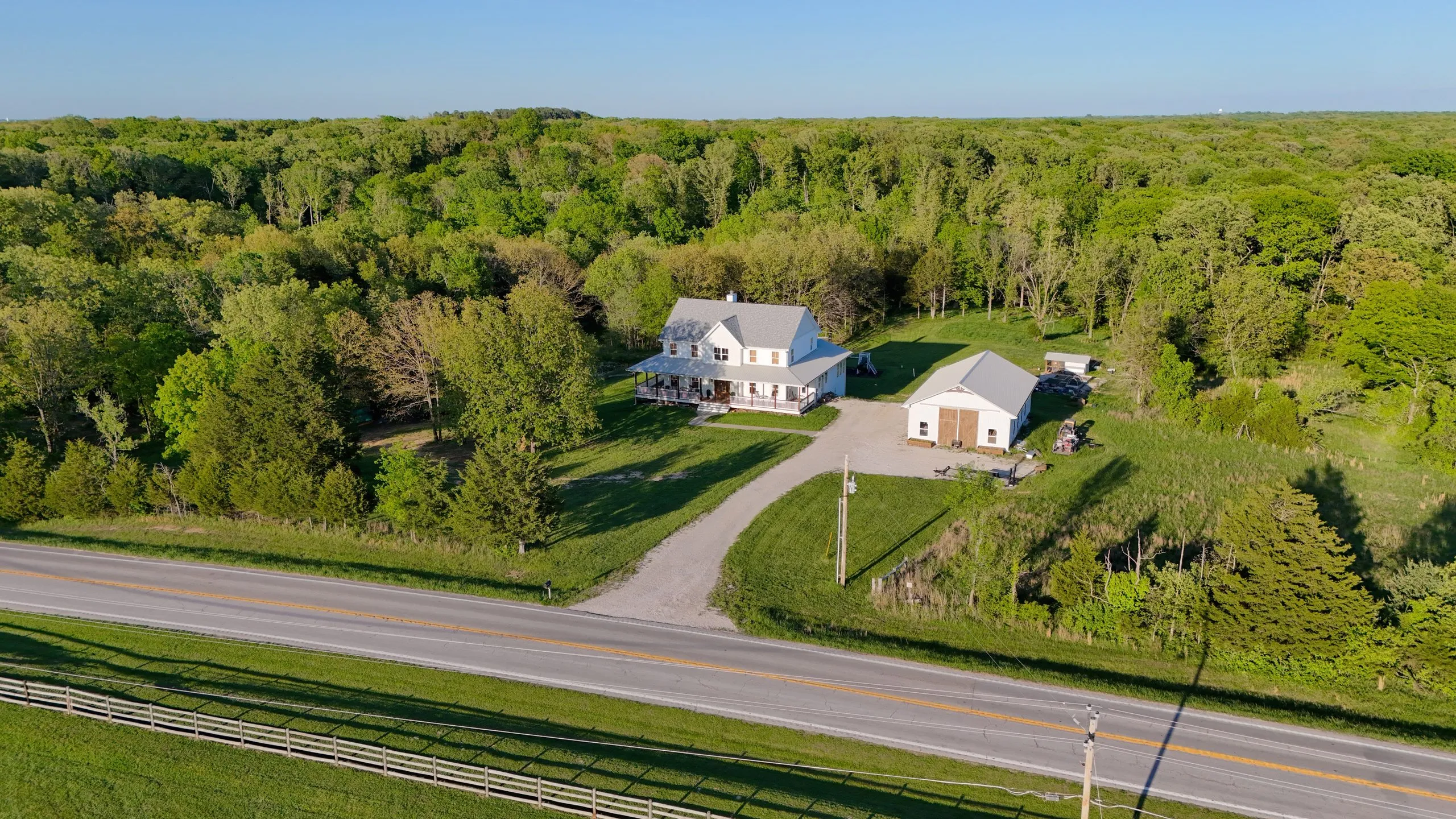 A modern farmhouse on acreage in Defiance, Missouri