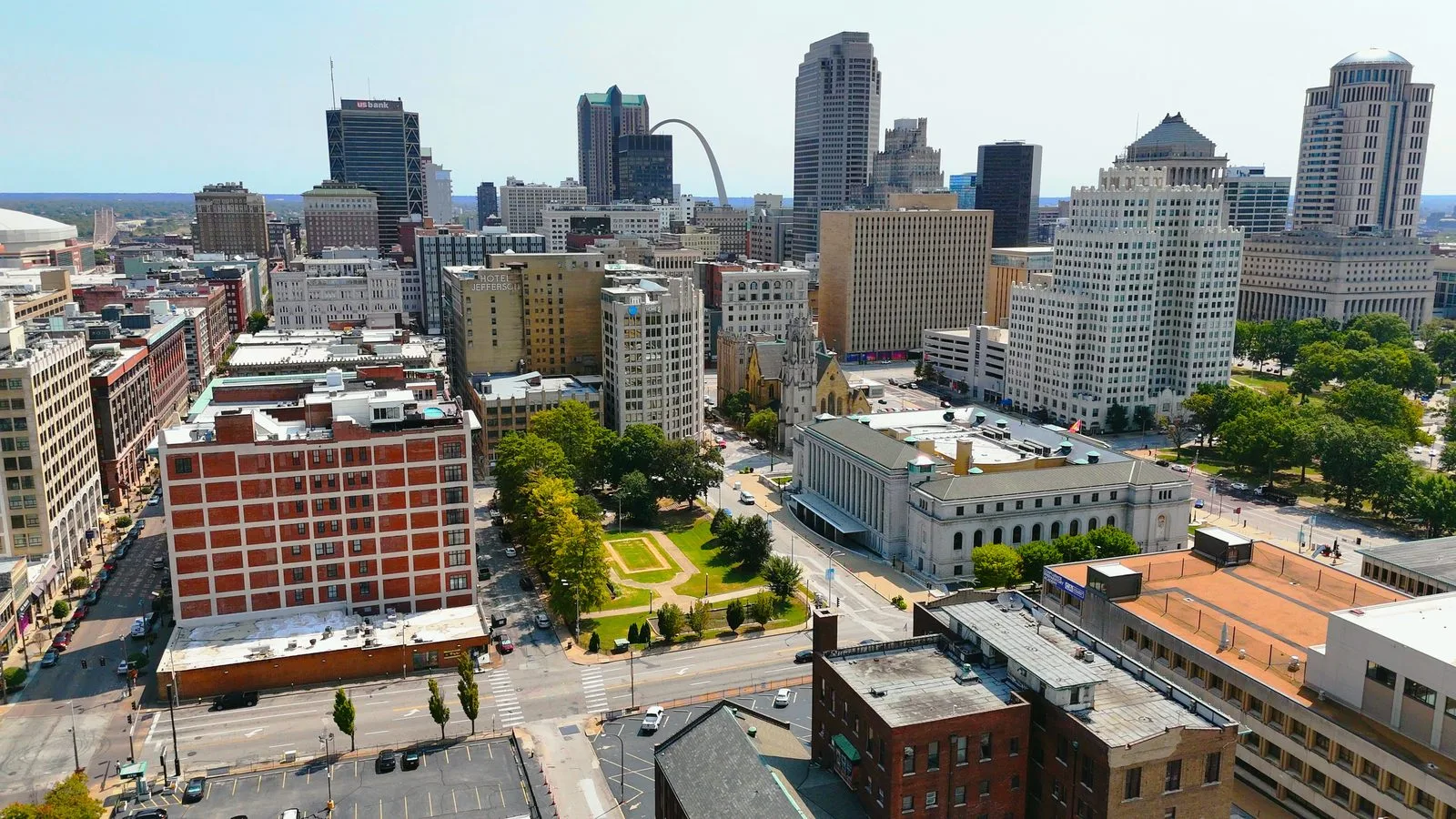 Downtown St. Louis city scene with the skyline and historic buildings