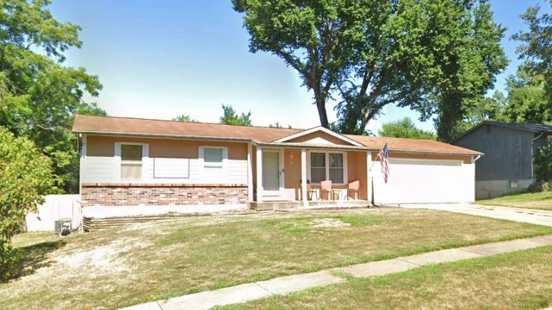 Home in Parkview Neighborhood O’Fallon, MO