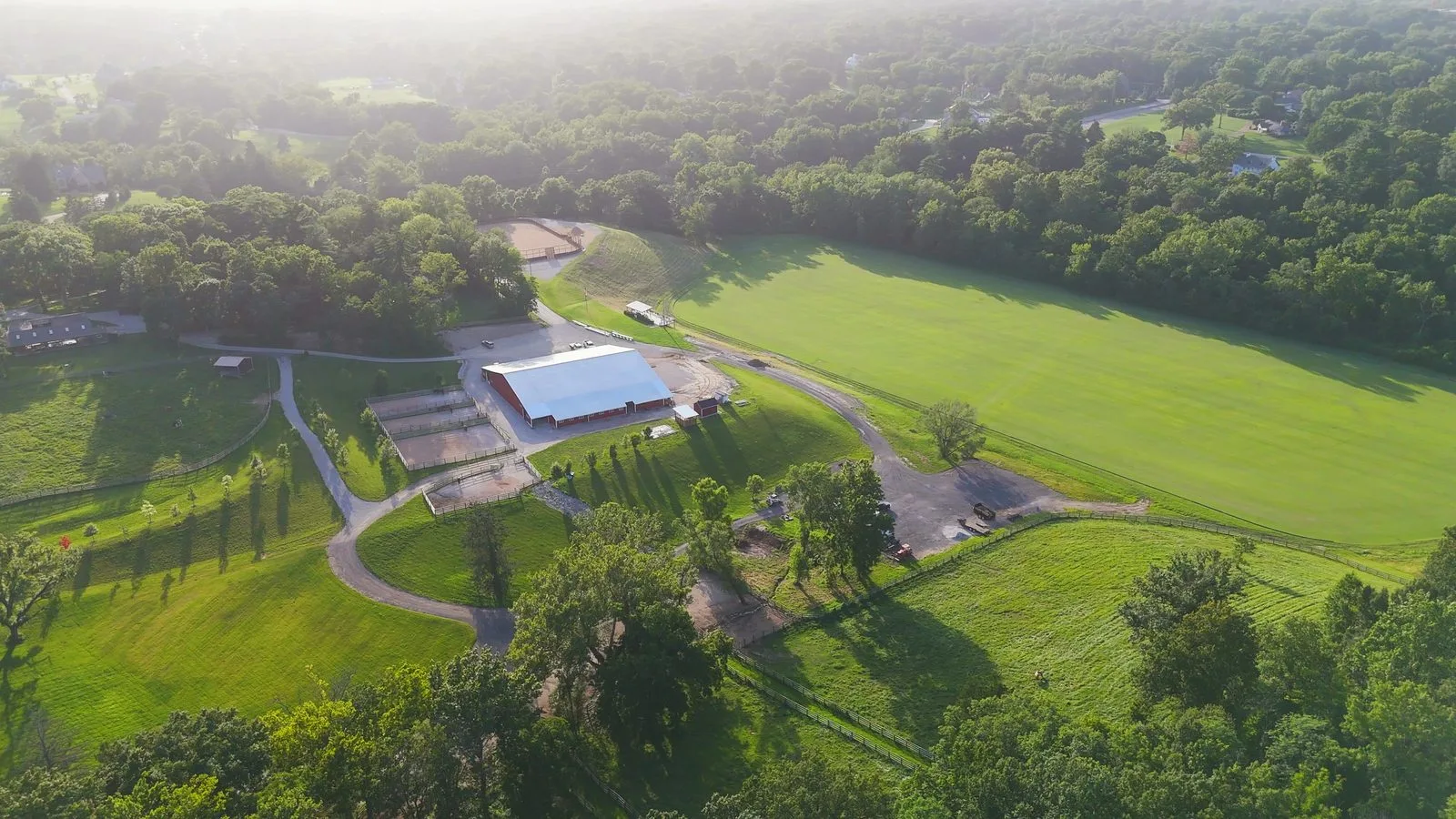 Equestrian property in the city of Huntleigh