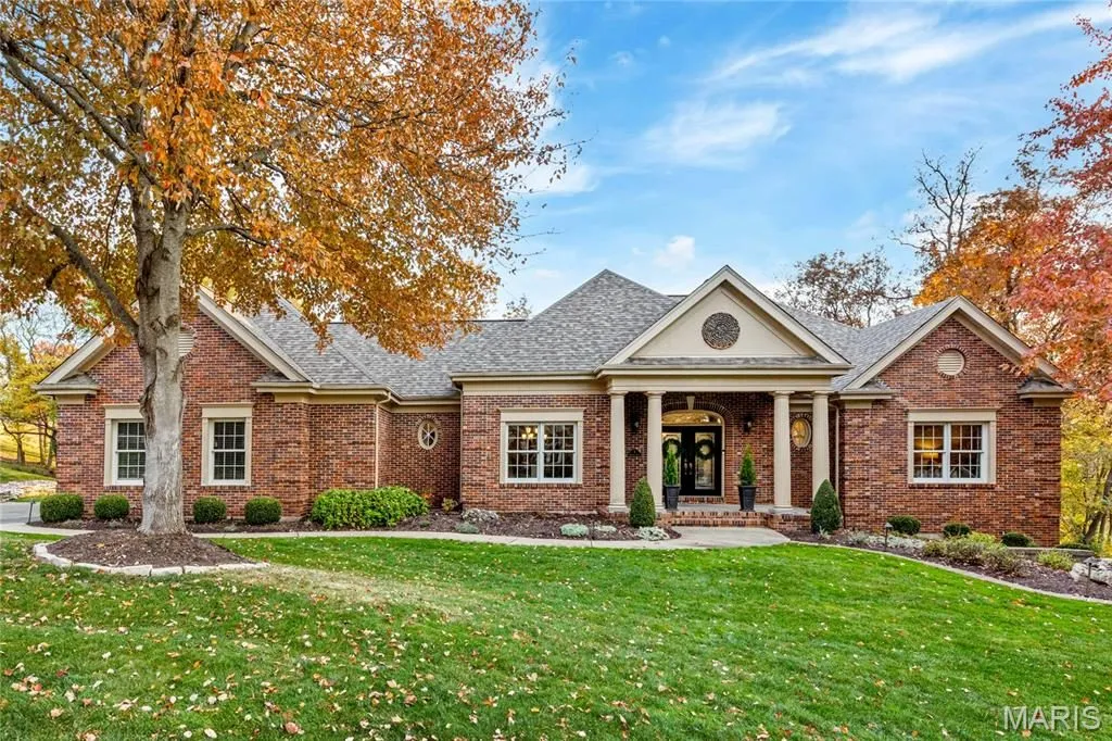 7 Whitmoor Court in Weldon Spring, sold for $1,060,000