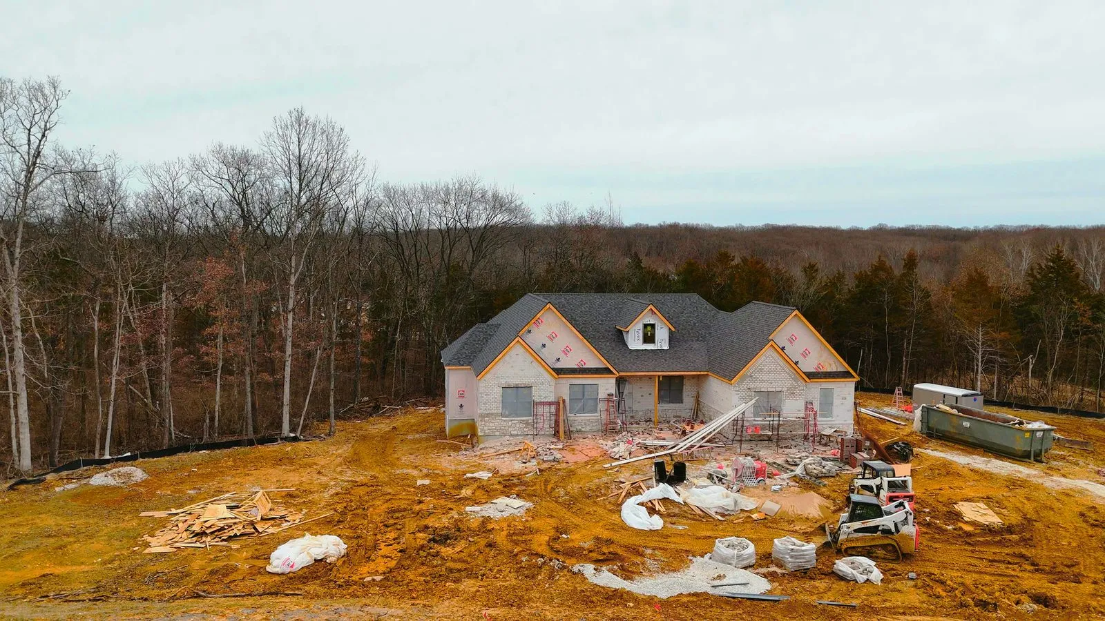 62 Questions to Ask When Building a New Construction Home (2026)