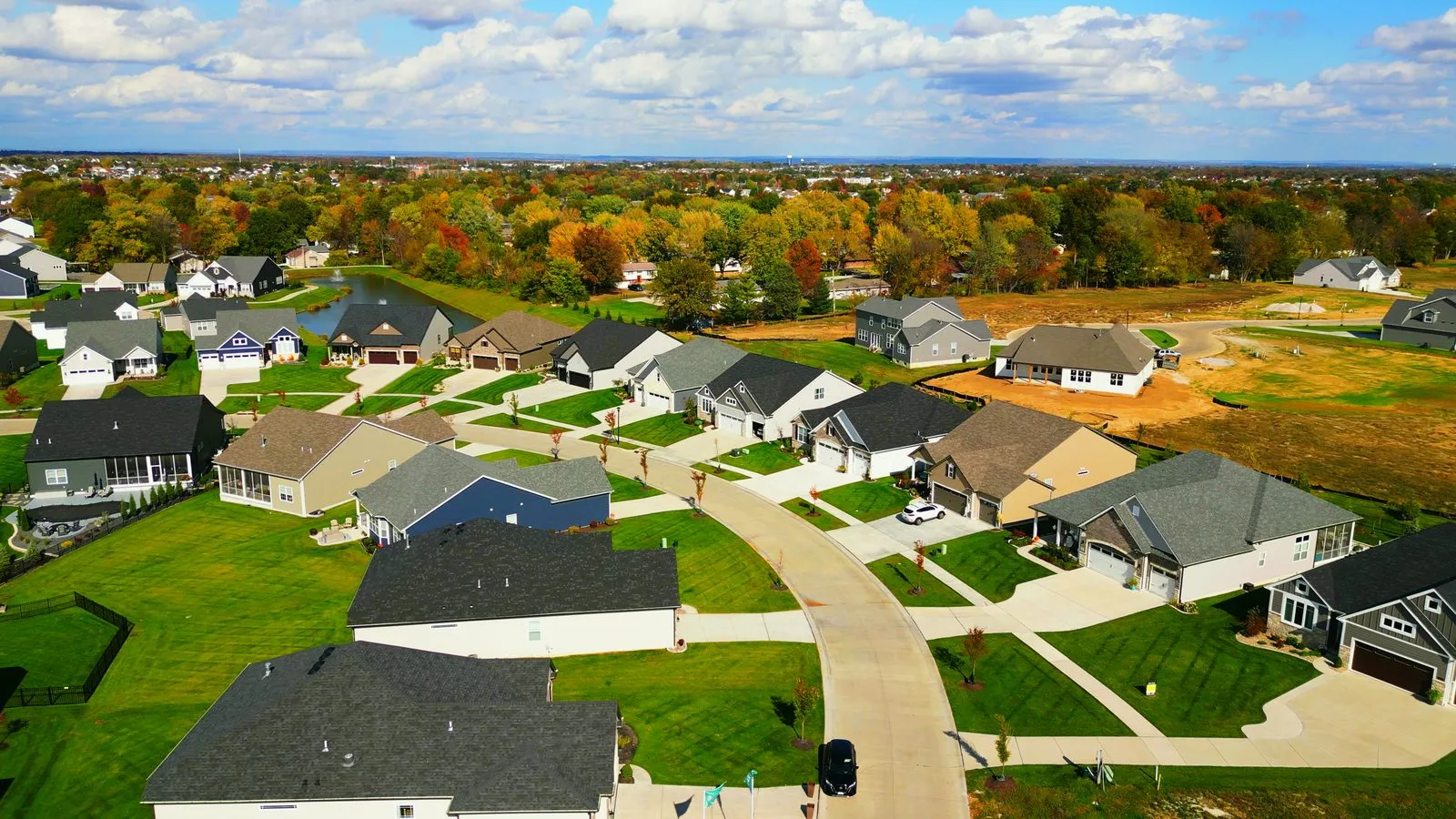 A finished street of new homes at Inverness in Dardenne Prairie, Missouri
