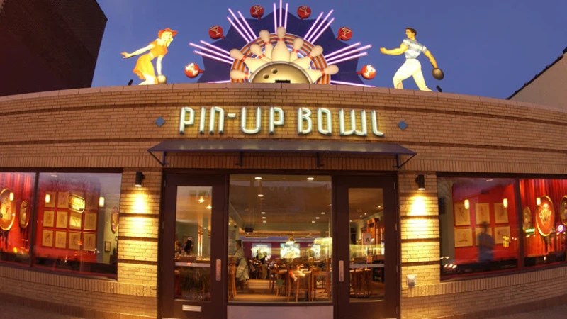 Pin-Up Bowl