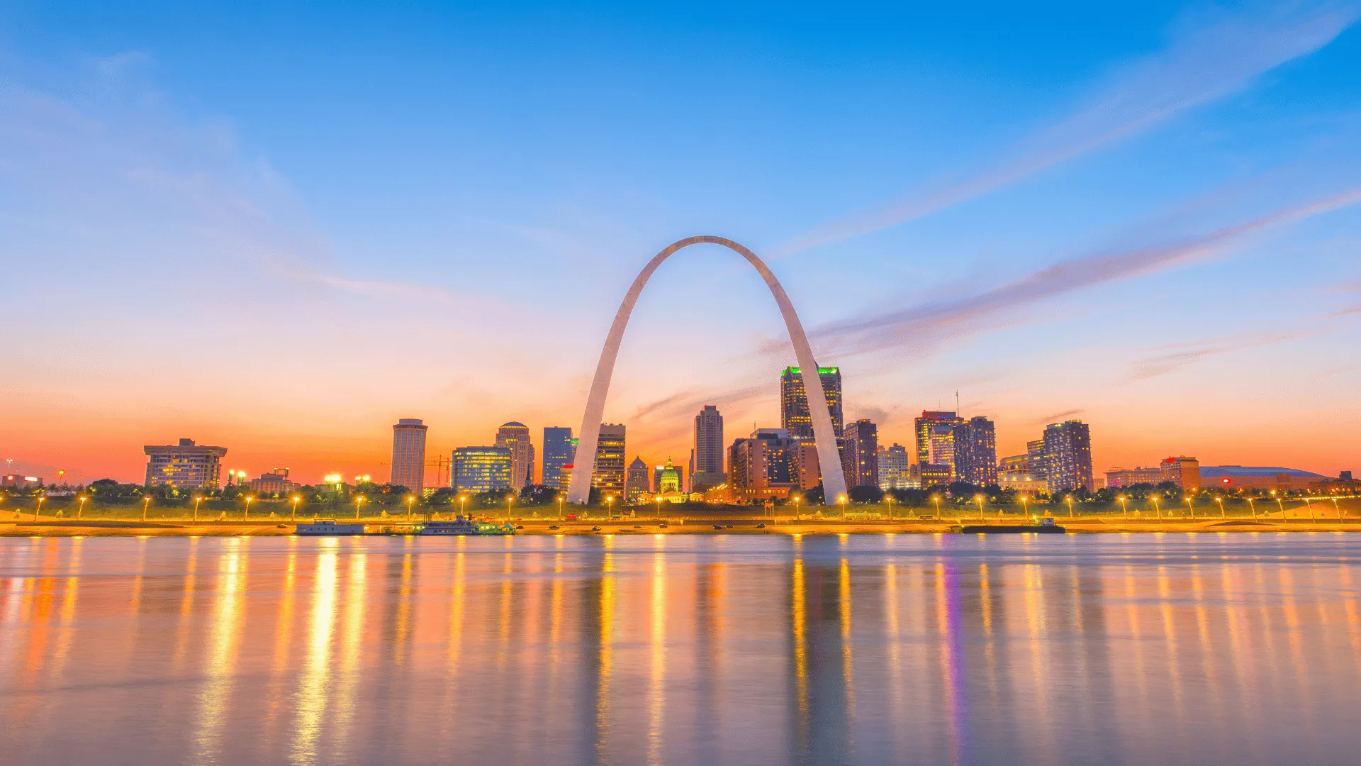 Downtown St. Louis skyline and the Gateway Arch