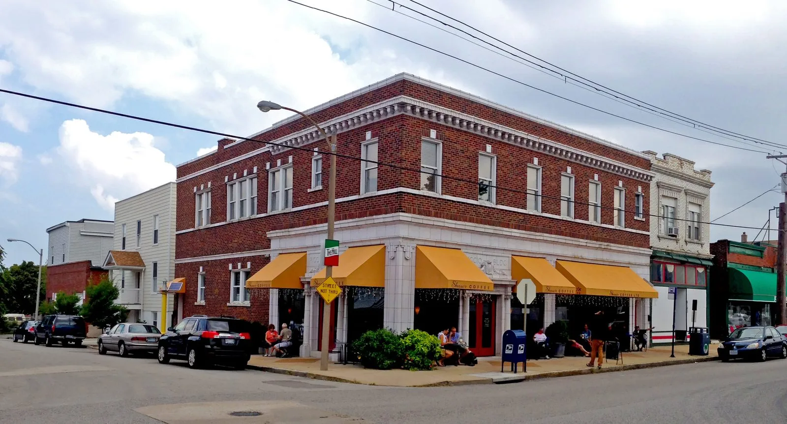 The Riggio Building at 5145-5149 Shaw Avenue on The Hill