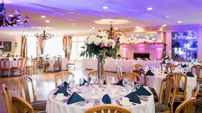 The Trophy Room in Whitmoor Country Club
