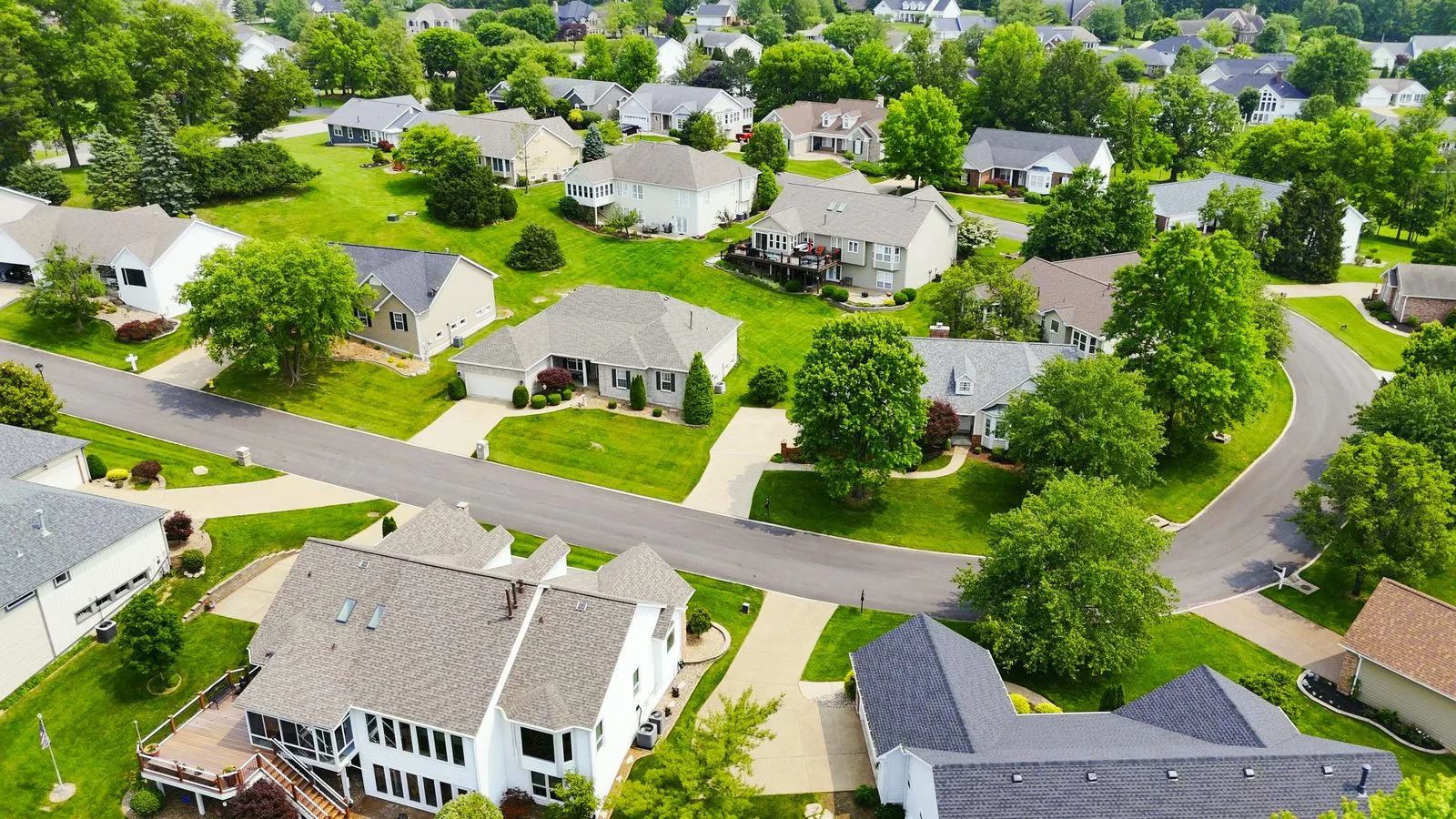 Cluster home neighborhood, Whitmoor Country Club