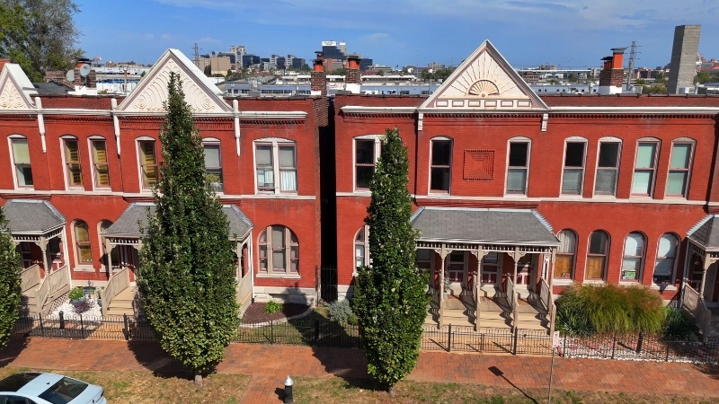 Historic brick homes Lafayette Square