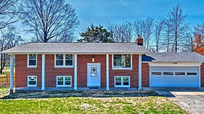 Foristell home built in 1970, the town was incorporated in 1979 and transitioned into a fourth-class city in 1989 Foristell home built in 1970, the town was incorporated in 1979 and transitioned into a fourth-class city in 1989