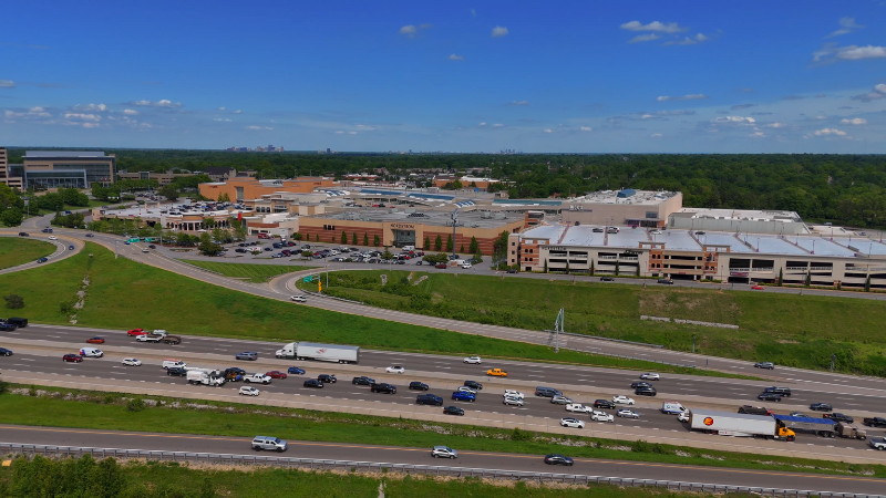 Interstate 270 and Manchester Ave intersect at West County Center Mall Interstate 270 and Manchester Ave intersect at West County Center Mall