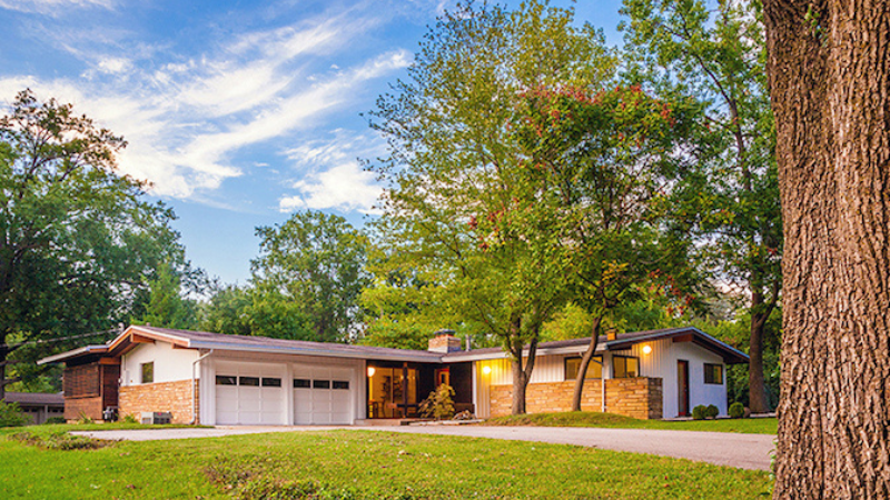 Mid-century ranch home in Kirkwood, MO