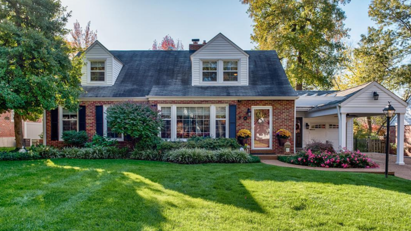 Home in Woodlawn Terrace