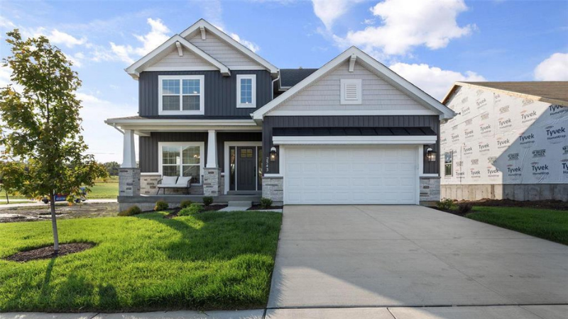 Example of a new construction home in Polo Grounds